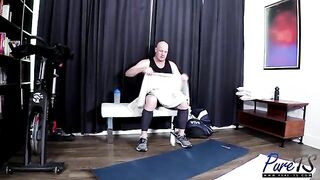 Pure-ts presents Gia Cruz Big Booty Stretching – 02.06.2020